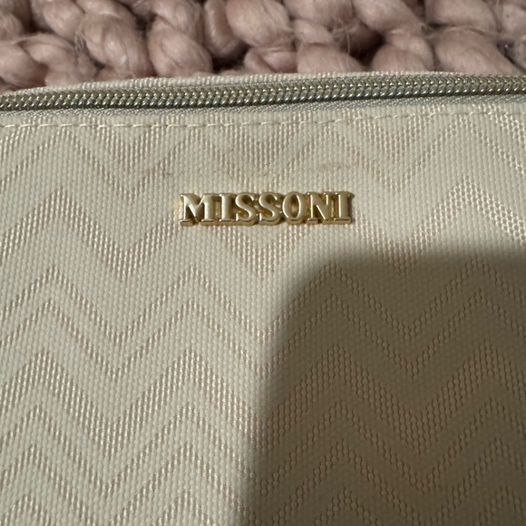 Missoni Zigzag Cream Cosmetic Bag - Picture 6 of 8